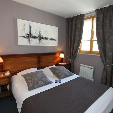 Hotel Entre Terre Et 3*