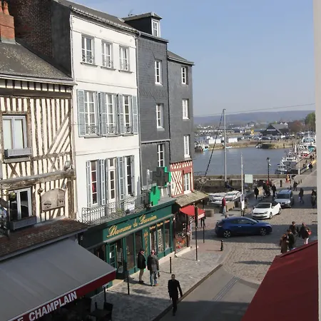 Entre Terre Et Отель