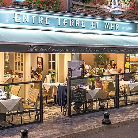 Entre Terre Et فندق