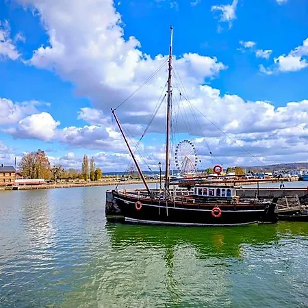 Entre Terre Et Honfleur