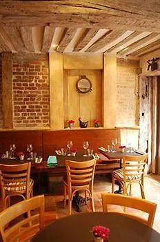 Отель Entre Terre Et 3*