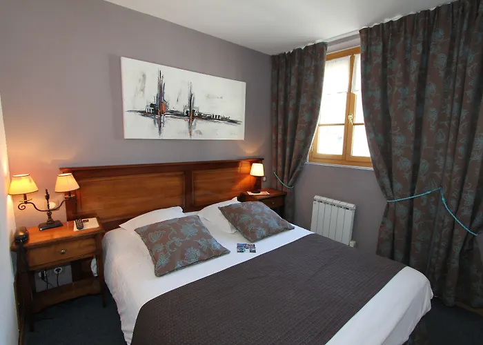 Hotel Entre Terre Et 3*