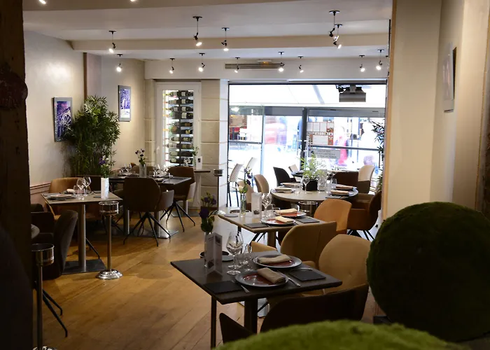 アントル テール エ メール 3* オンフルール