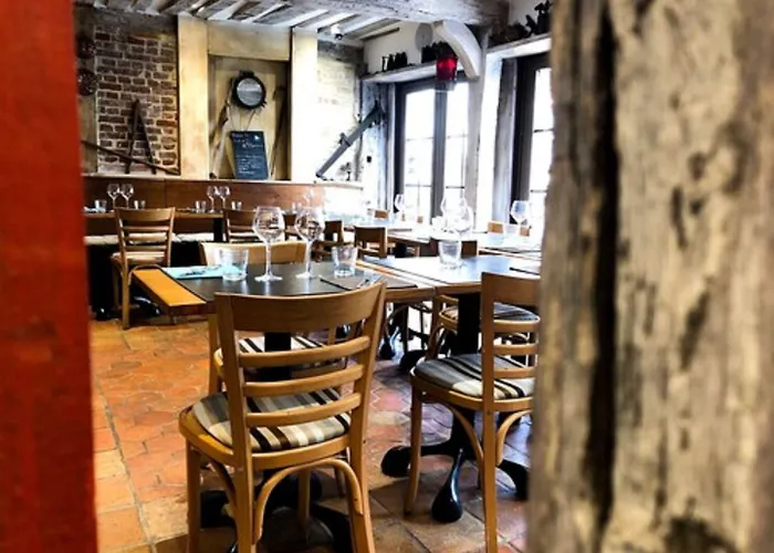 Entre Terre Et Hotel 3*