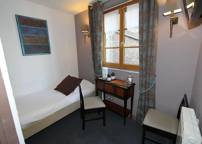 アントル テール エ メール ホテル 3*