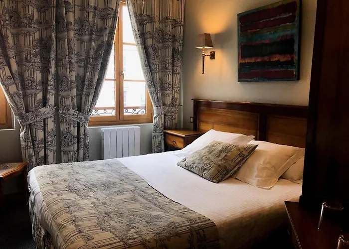 Entre Terre Et Hotel