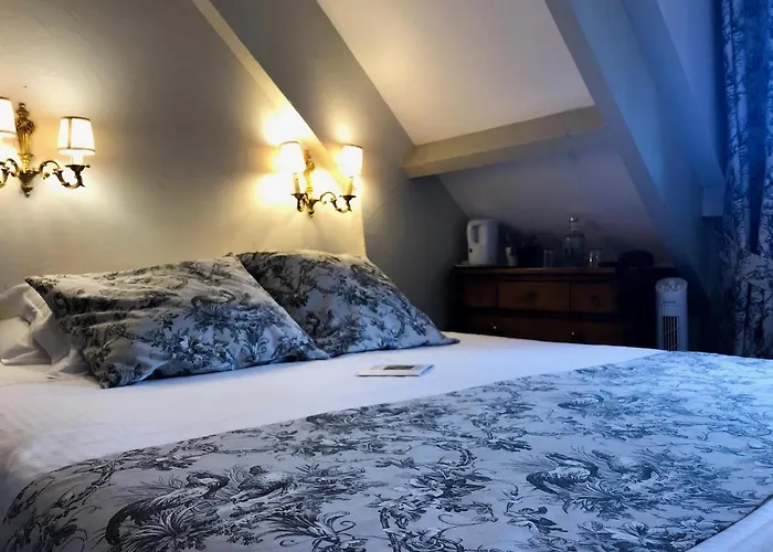 アントル テール エ メール 3* オンフルール